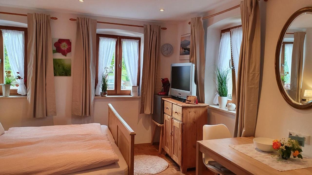 Gaestezimmer Vogtareuth Rinser Экстерьер фото
